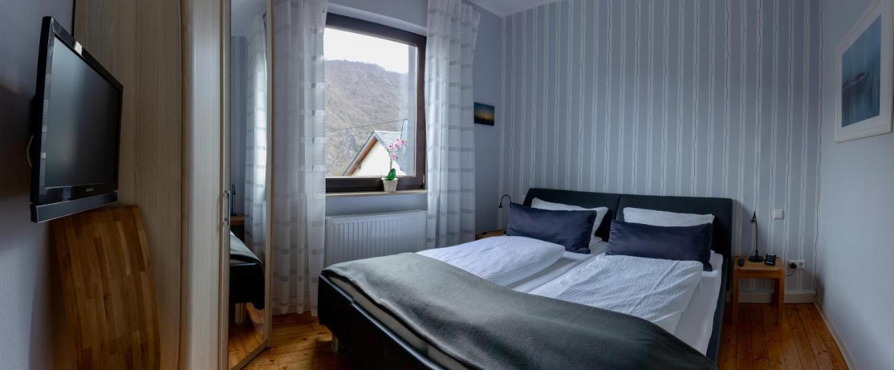 Ferienwohnungen Haus Am Wuerzlaysteig Lehmen Экстерьер фото